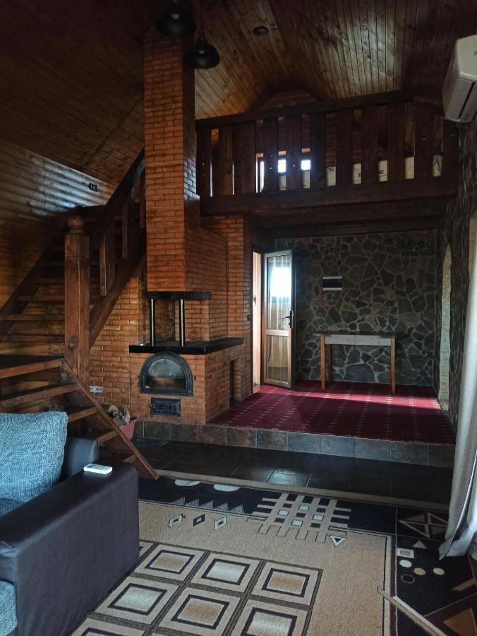 La Boier Villa Balti Exteriör bild