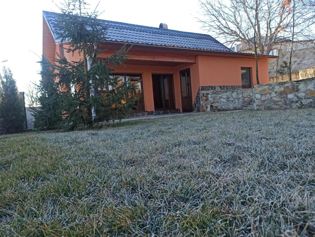La Boier Villa Balti Exteriör bild