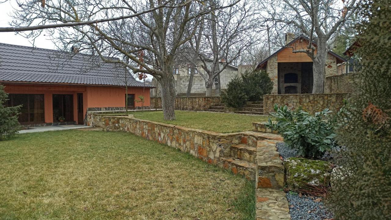 La Boier Villa Balti Exteriör bild