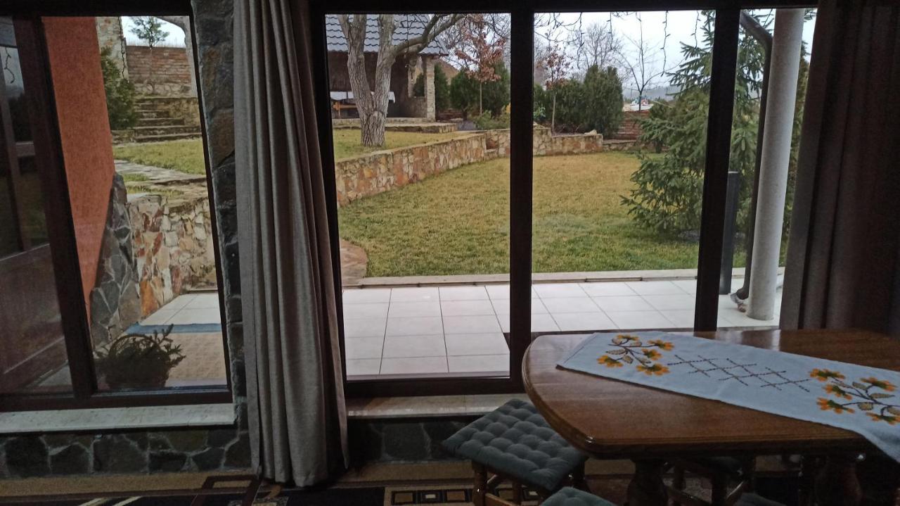 La Boier Villa Balti Exteriör bild