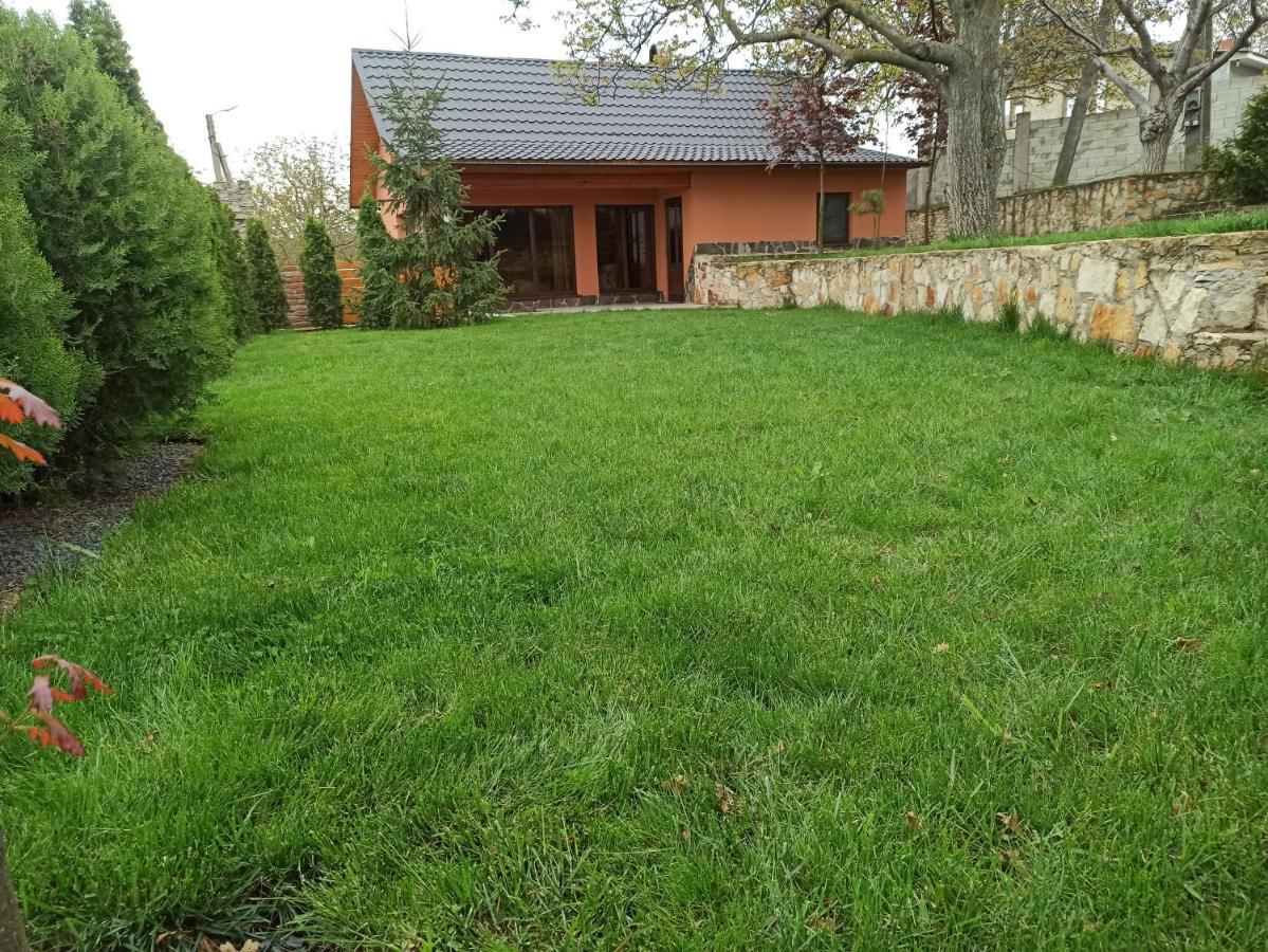 La Boier Villa Balti Exteriör bild