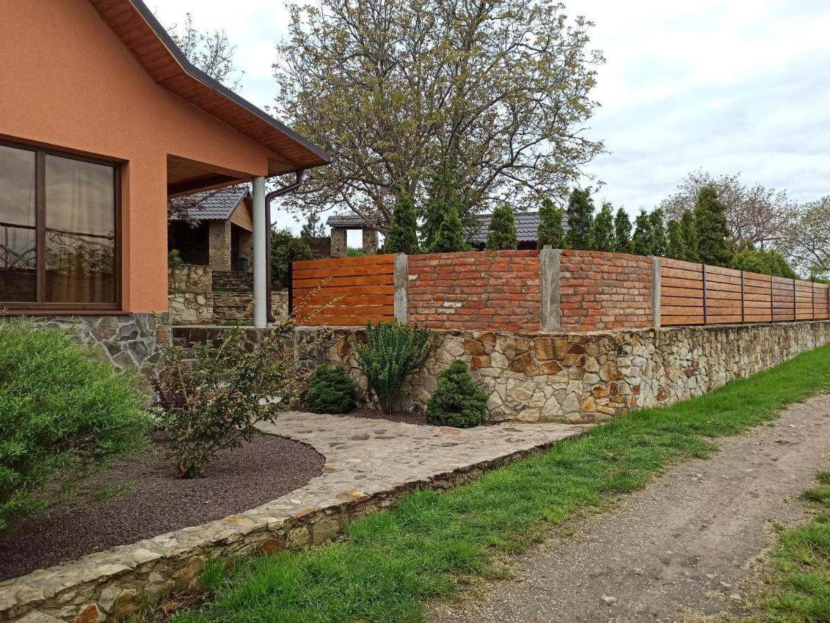 La Boier Villa Balti Exteriör bild
